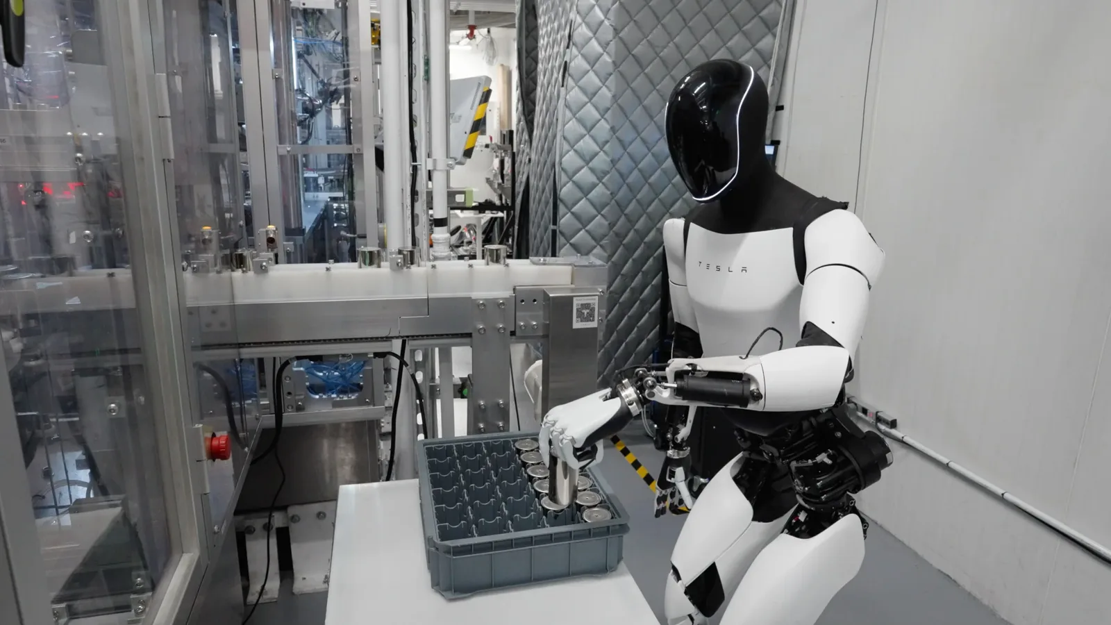 Optimus Tesla humanoid robot