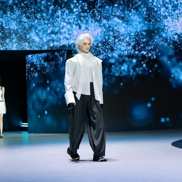 U1 UBTECH · UWORLD humanoid robot